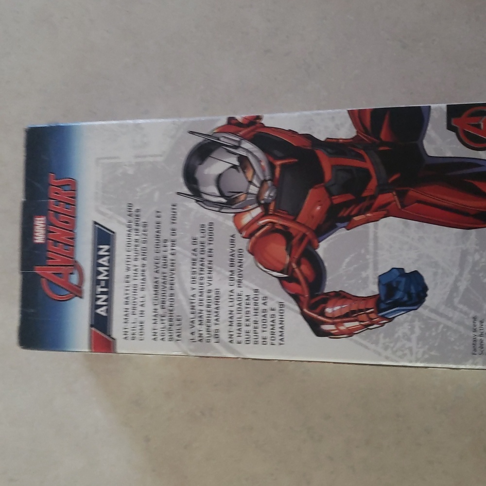 Marvel Ant-Man Figure with Red and Black Suit - Picture 4 of 4